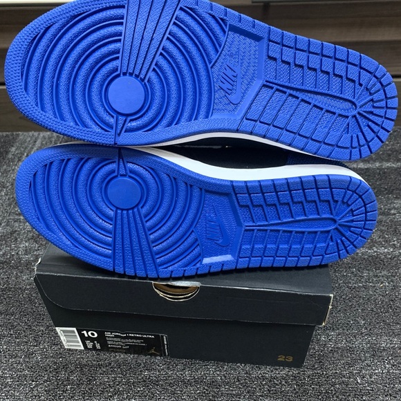 Jordan Air Retro Ultra Black-White - Picture 7 of 7